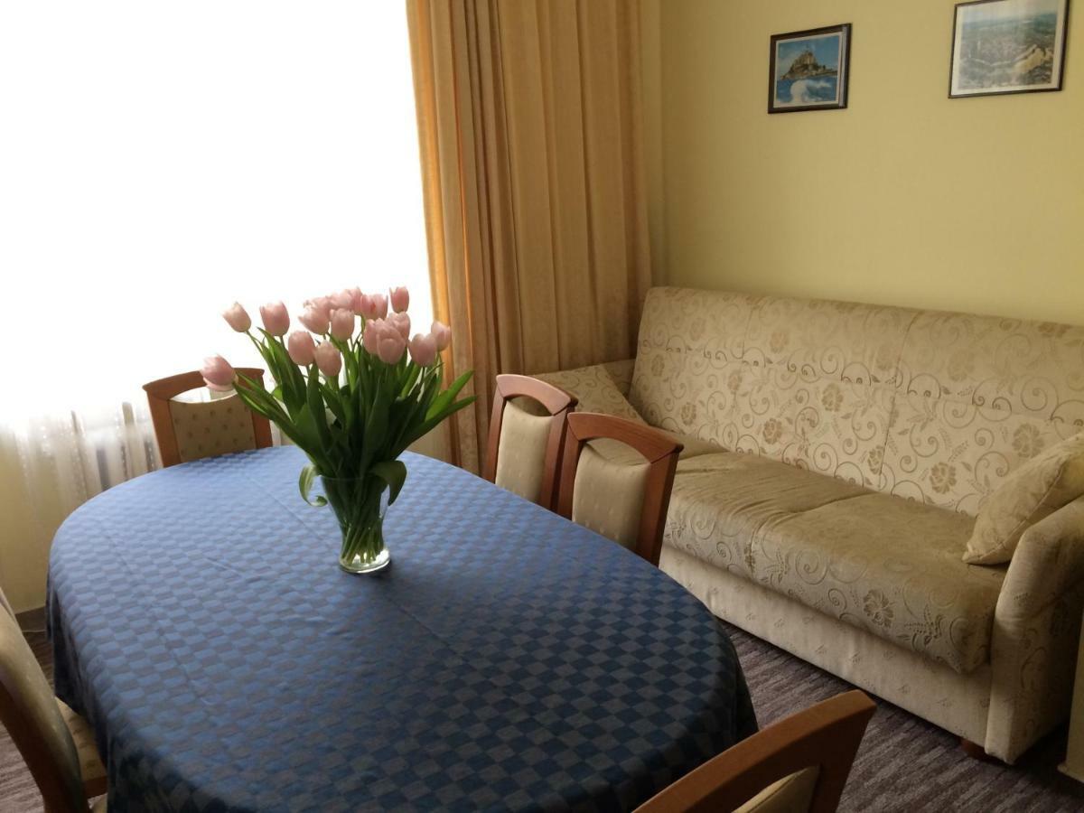 Apartament Centrum กดิเนีย ภายนอก รูปภาพ