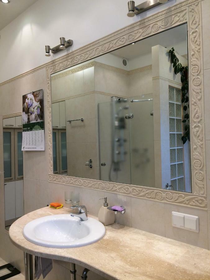 Apartament Centrum กดิเนีย ภายนอก รูปภาพ